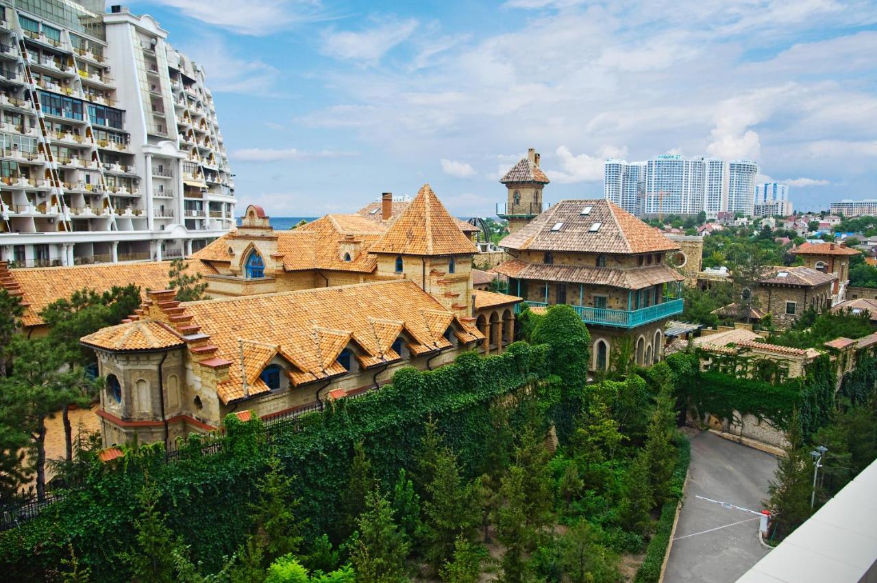 Arcadia White Studio Sea View Apartment Одеса Екстериор снимка